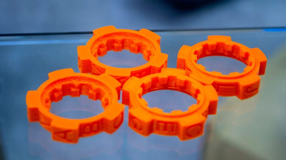 Production of Functional Parts and Complex Components
