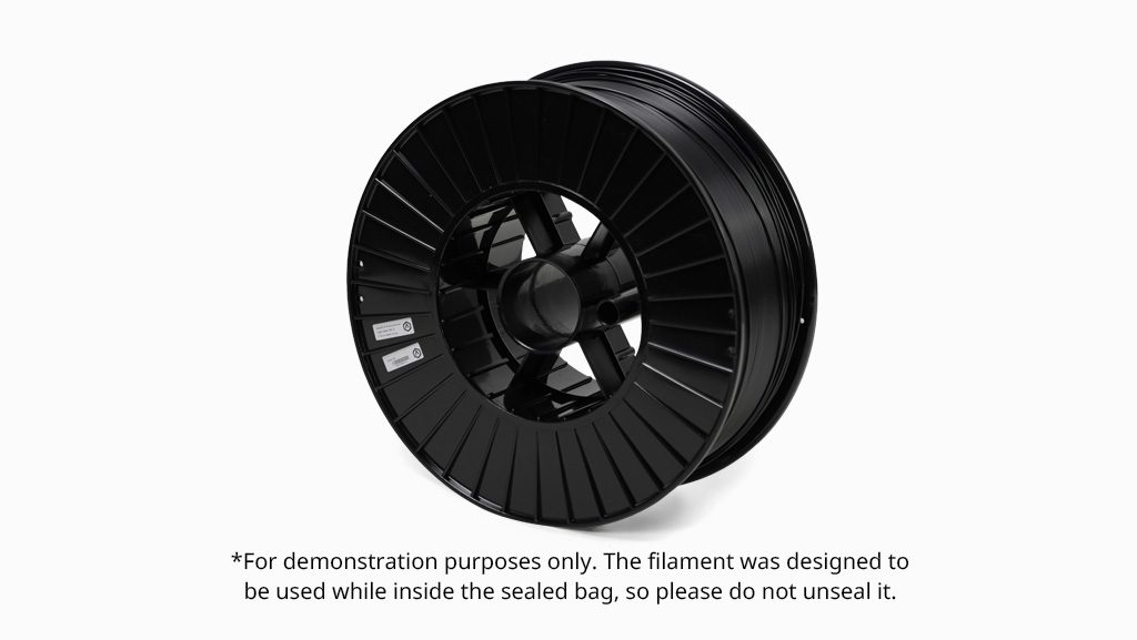 Raise3D Industrial PET CF Filament (2.5 kg)-02
