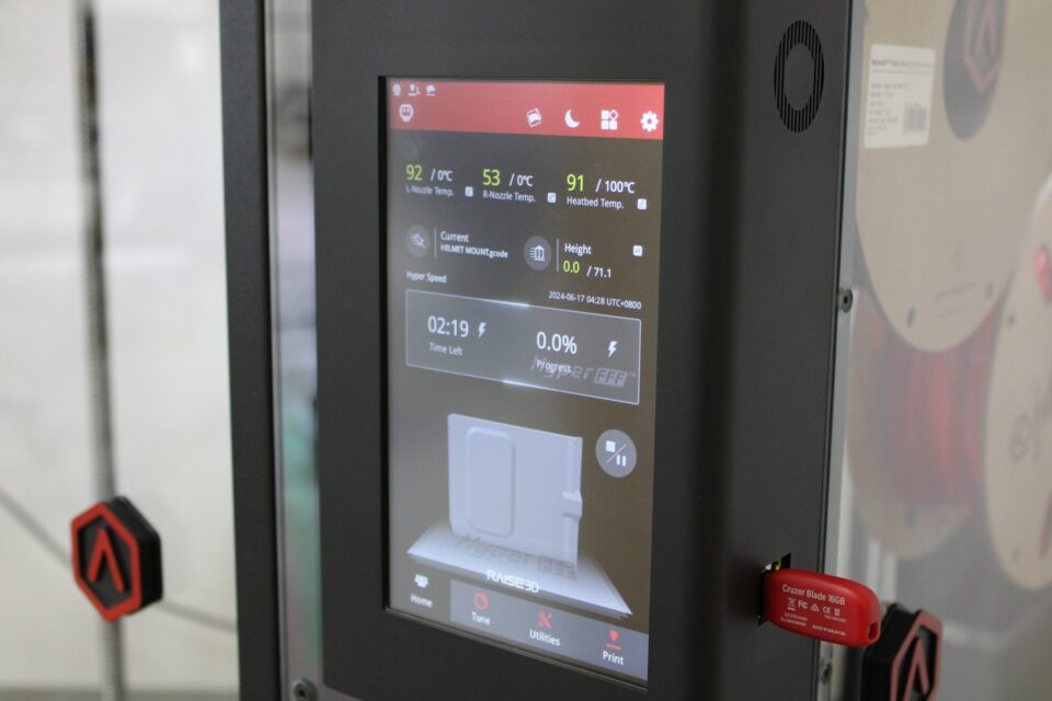 What are Key Factors to Consider When Selecting a DLP Printer