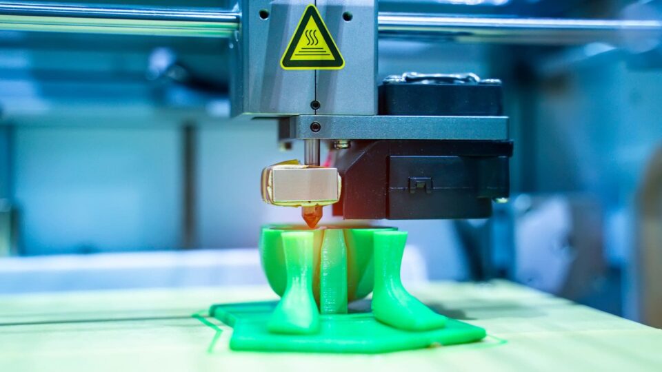What Factors to Consider When Choosing a 3D Printer